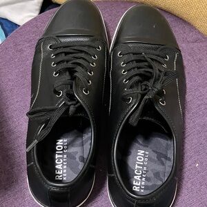 Kenneth Cole Reaction Men's Black Leather Sneakers